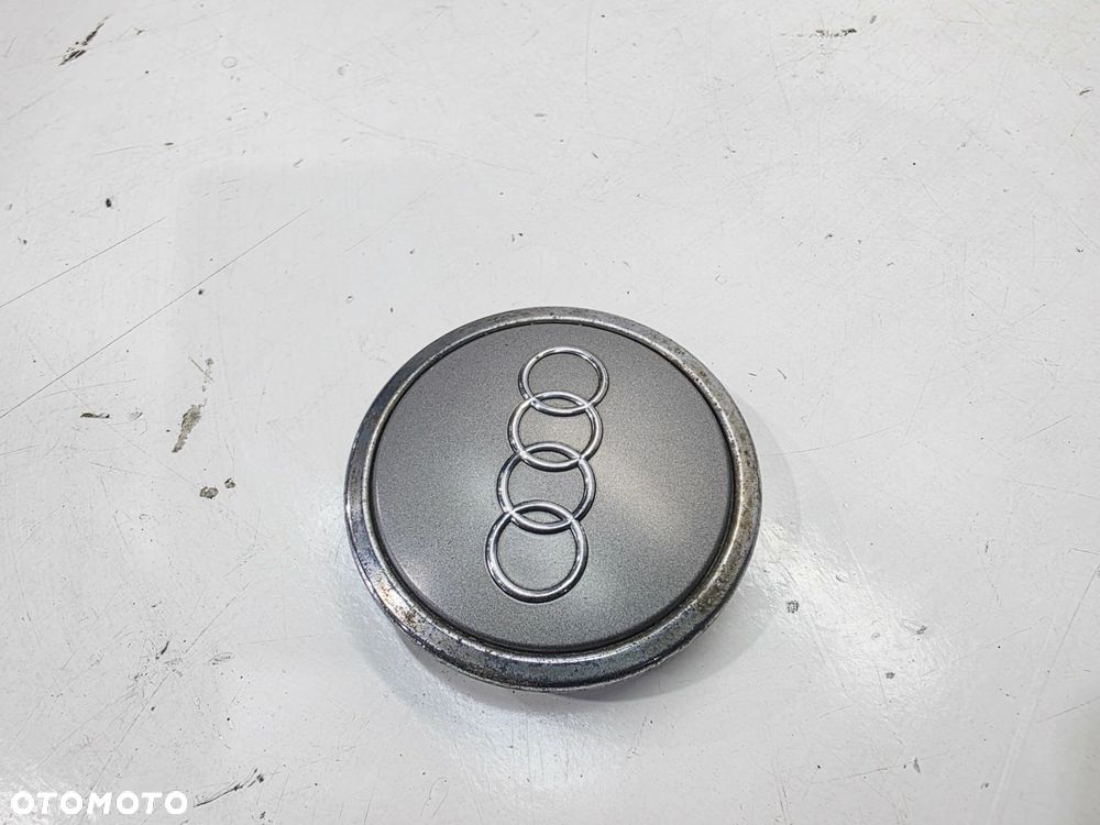 KOŁPAK DEKIELEK FELGI AUDI A4 B8 A5 8T Q5 8R A6 C7 A7 8T0601170A - 2