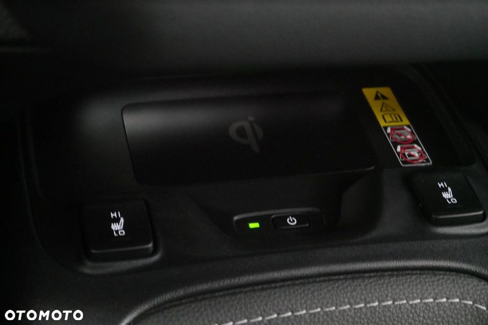 Toyota Corolla 1.8 Hybrid Style - 23