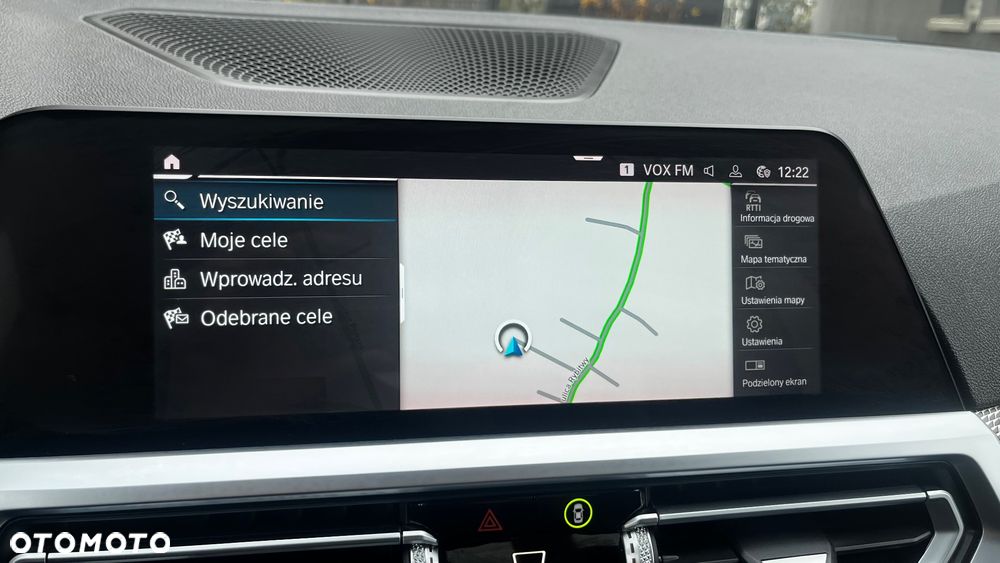 BMW Seria 3 330e PHEV sport - 26