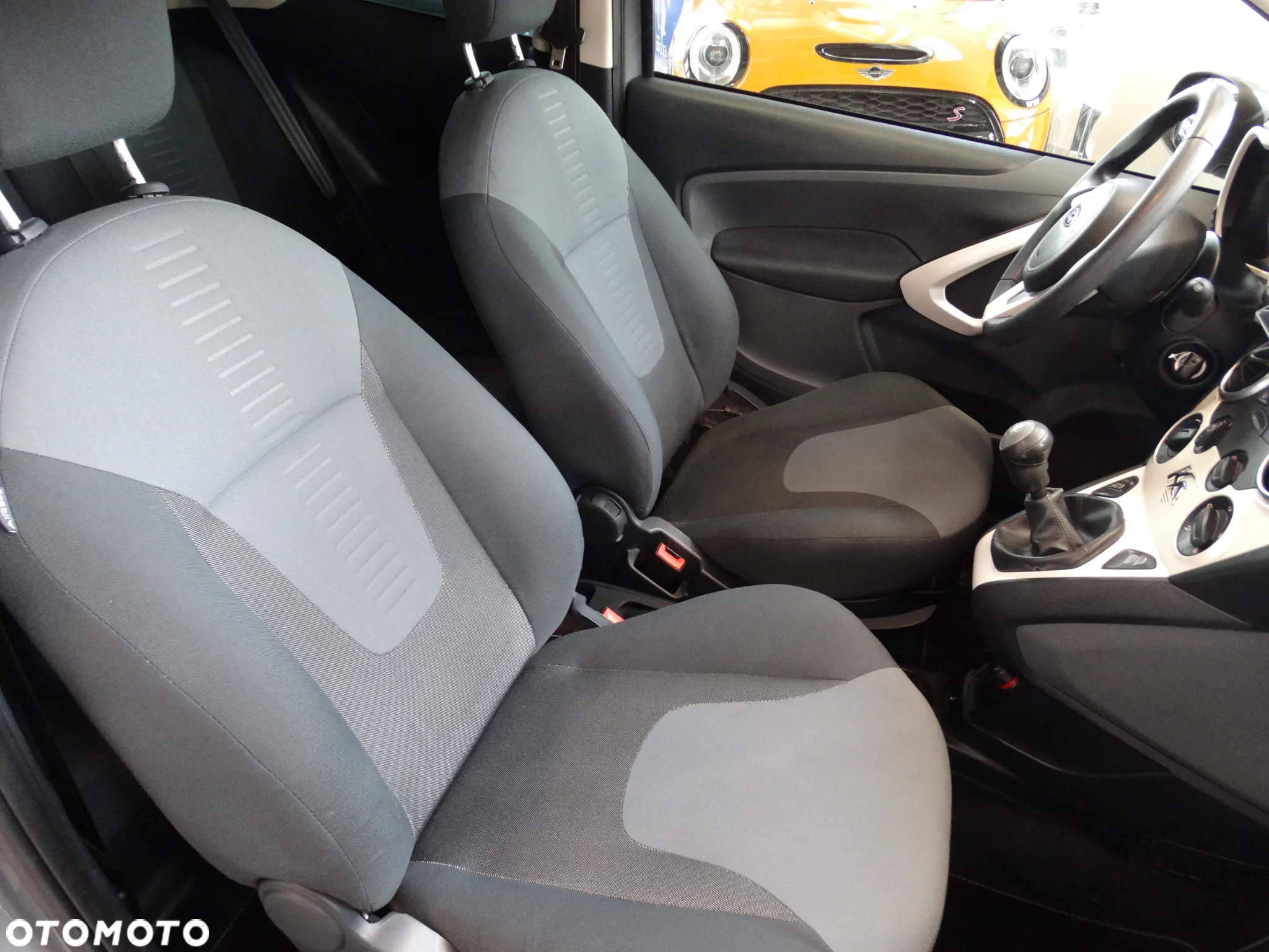 Ford KA 1.2 Digital - 29