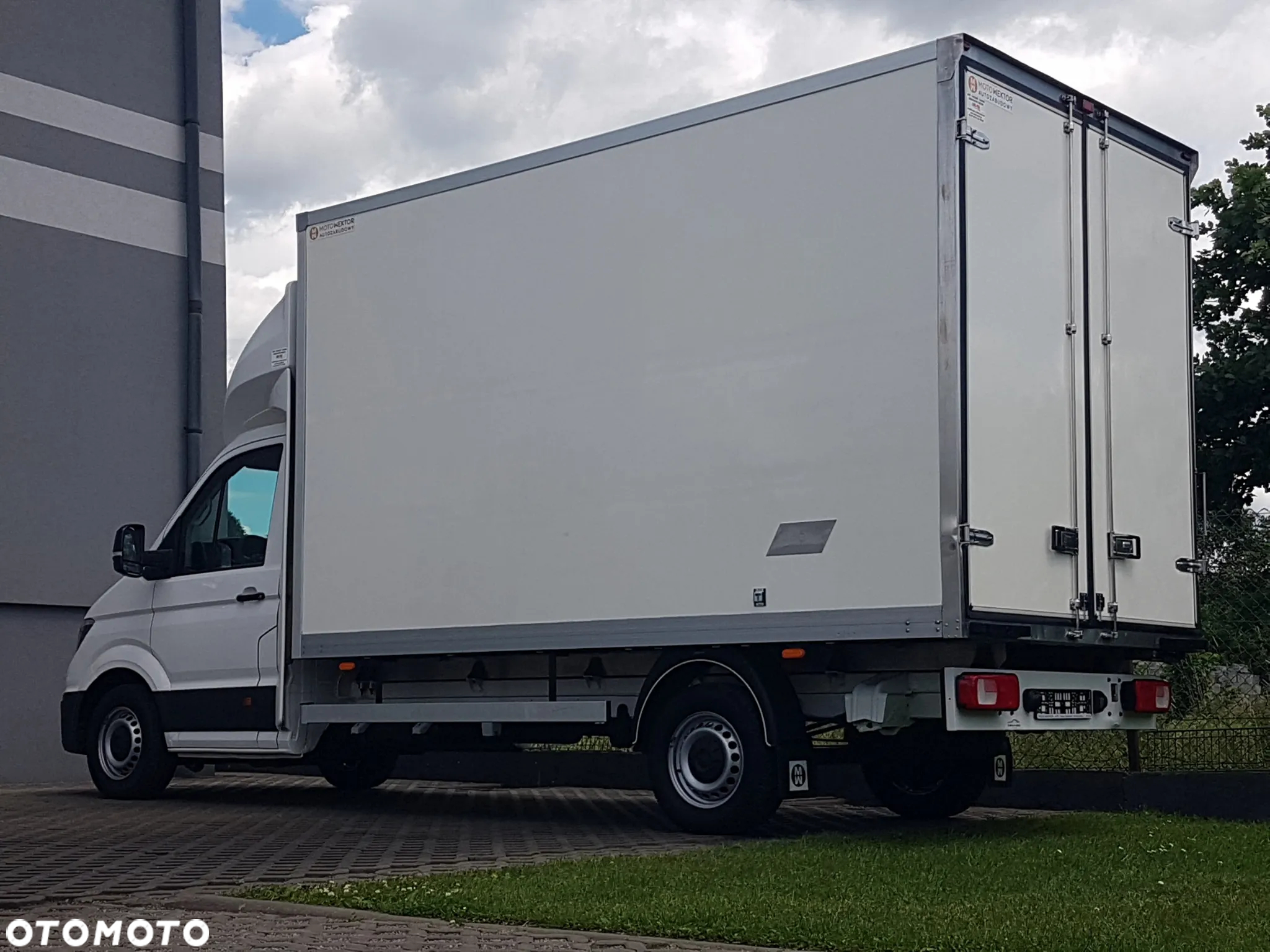Volkswagen CRAFTER 8 EP KONTENER 4,10x2,15x2,32 KLIMA 2,0 TDI KRAJOWY DMC 3500 KG - 28