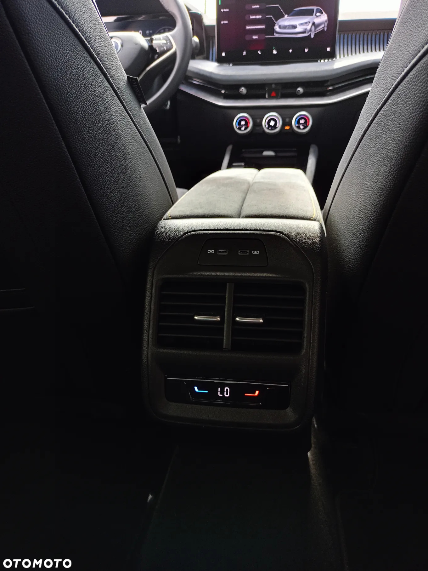 Skoda Superb 1.5 TSI Style DSG - 31