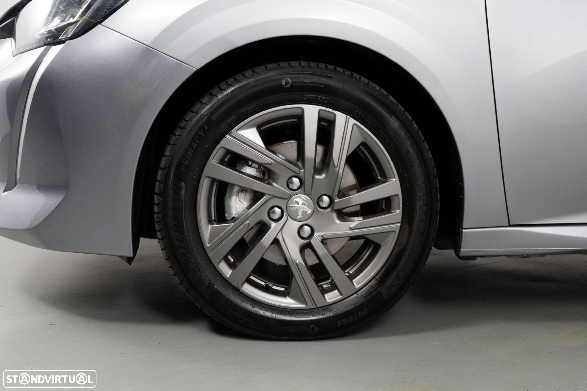 Peugeot 208 1.2 PureTech Active Pack - 17