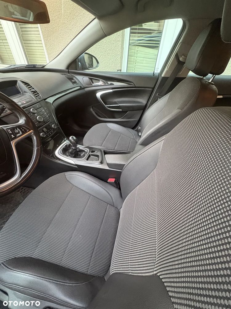 Opel Insignia 1.8 - 7