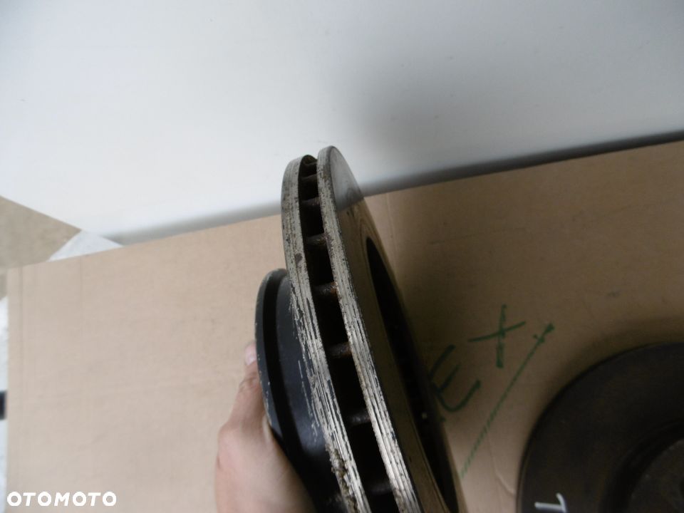 Tarcza hamucowa VW T4 2,5 - 2