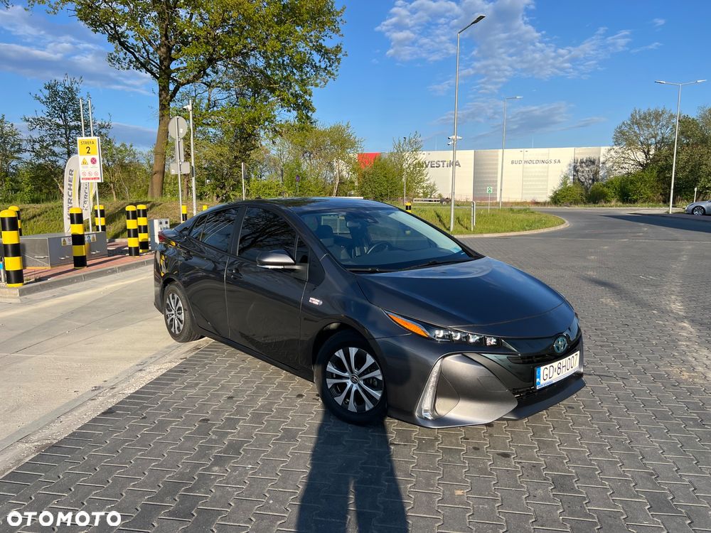 Toyota Prius Hybrid Executive - 1