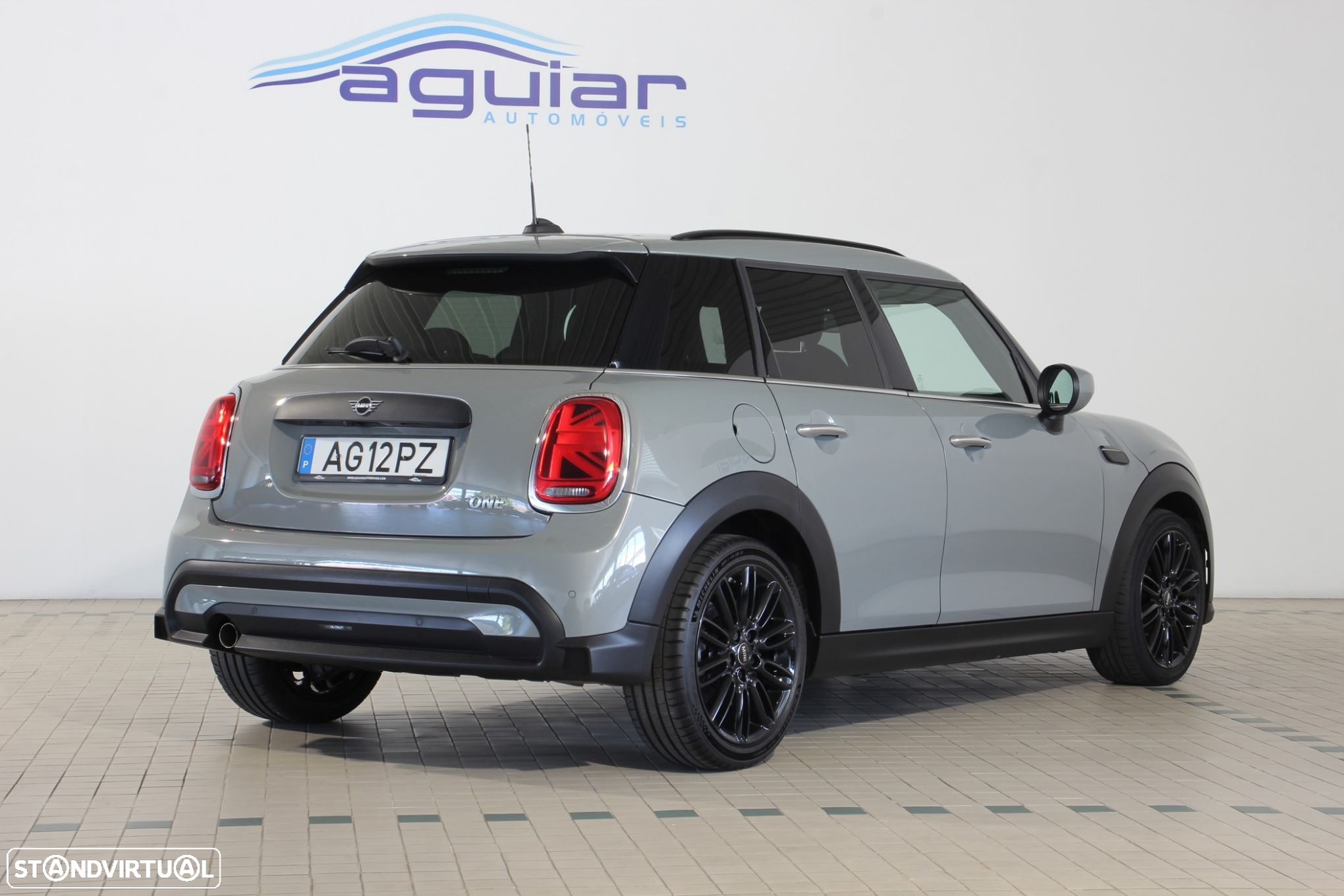 MINI 5 Portas One Auto - 4