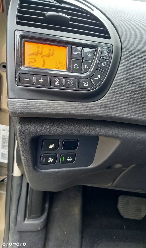 Citroën C4 Picasso - 17