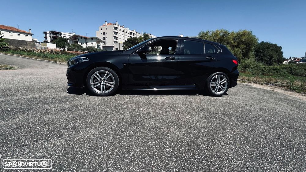 BMW 118 i Pack Desportivo M Auto - 2