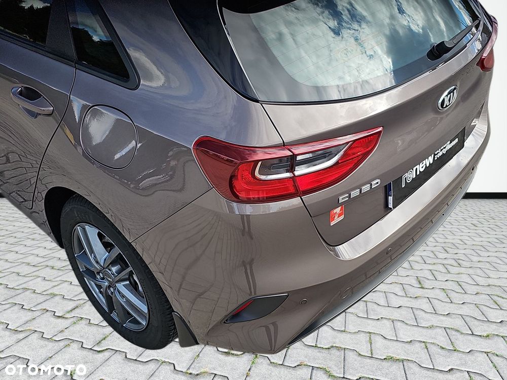 Kia Ceed 1.4 M - 27