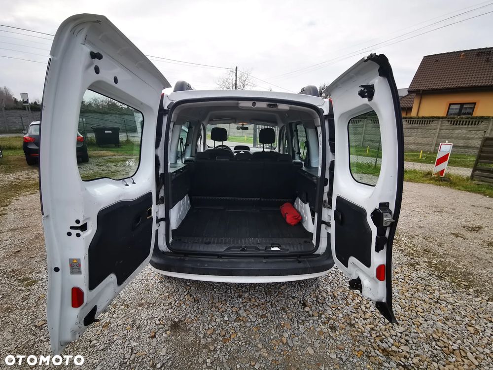 Renault Kangoo 1.6 16V Helios - 11