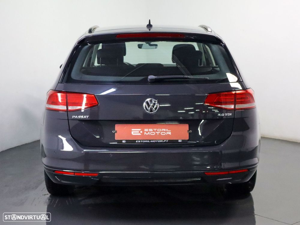 VW Passat Variant 2.0 TDi Confortline DSG - 4