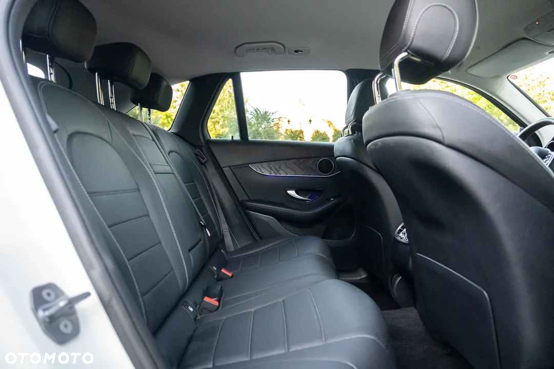 Mercedes-Benz GLC 220 d 4Matic 9G-TRONIC - 25