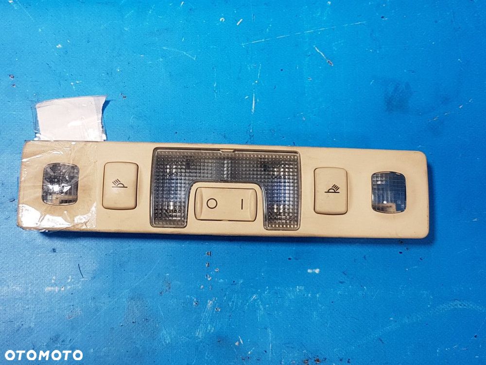 AUDI A6 C5 LAMPKA PODSUFITKI PRZÓD - 1