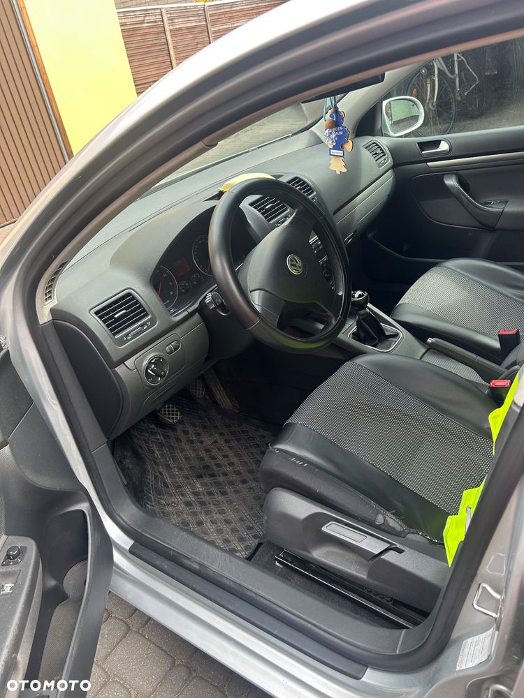 Volkswagen Golf 1.6 Comfortline - 2