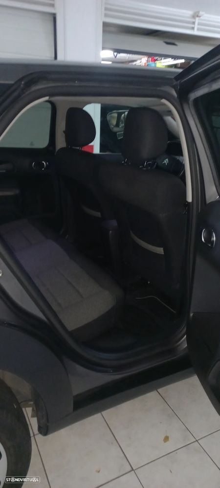 Citroën C4 Cactus 1.5 BlueHDi Shine Pack - 18