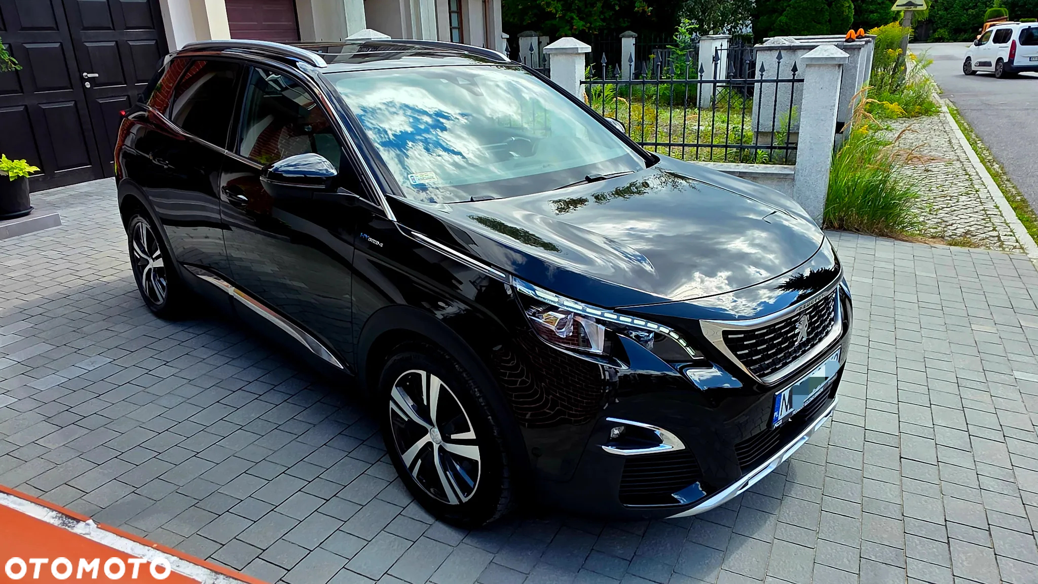 Peugeot 3008 1.6 PureTech Hybrid4 PHEV GT S&S EAT8 - 2