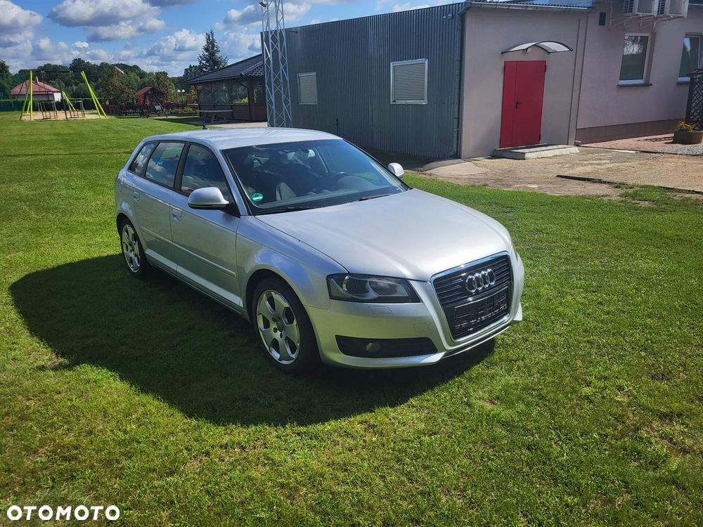 Audi A3 Sportback - 3