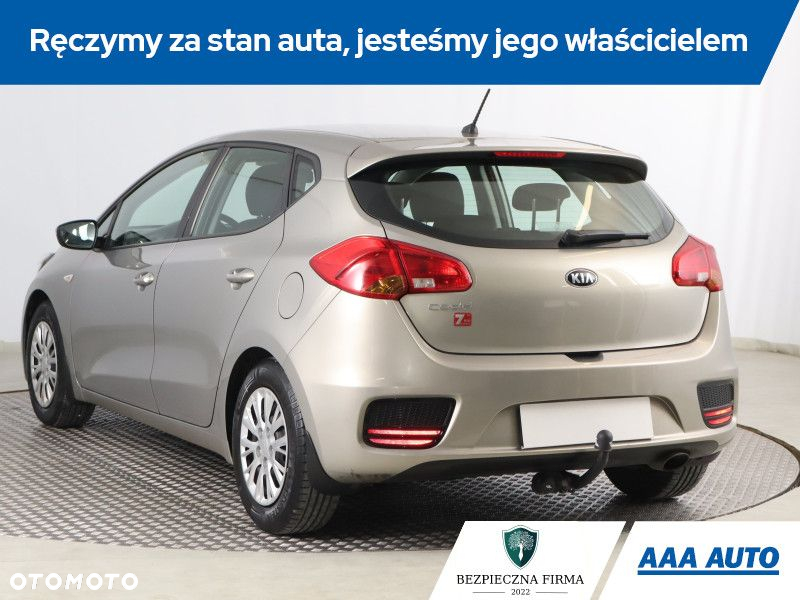 Kia Ceed - 5