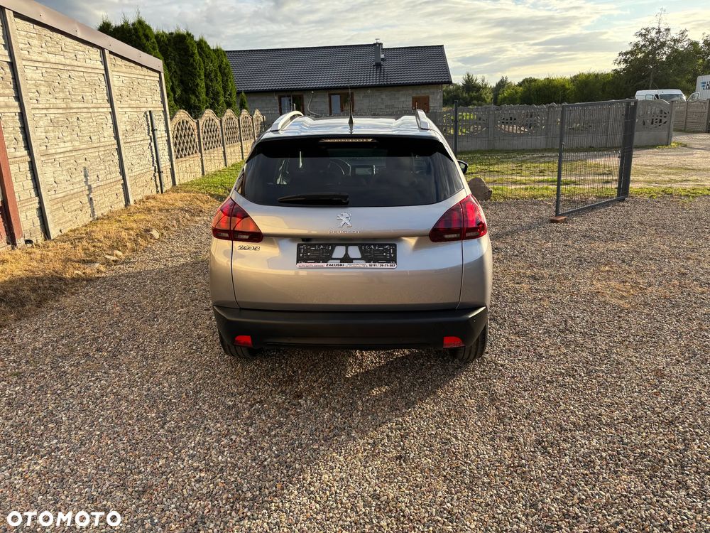Peugeot 2008 PureTech 82 Style - 14