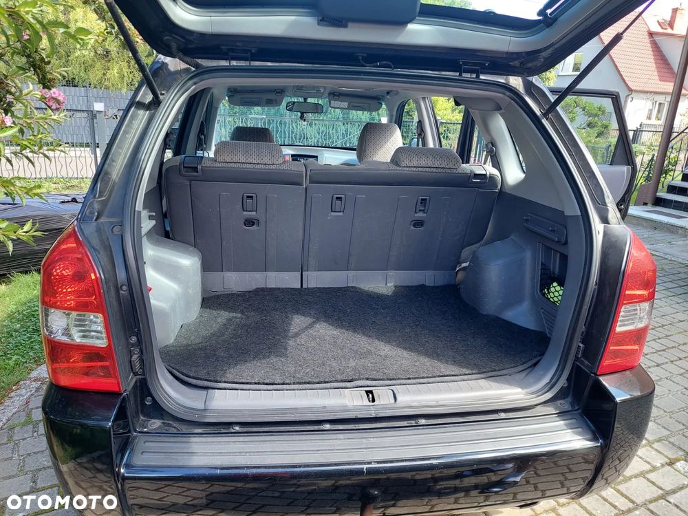 Hyundai Tucson 2.0 Active / Style - 11