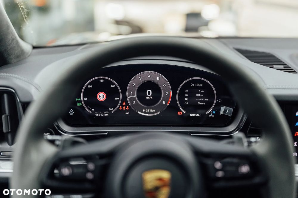 Porsche Cayenne Coupe S - 32