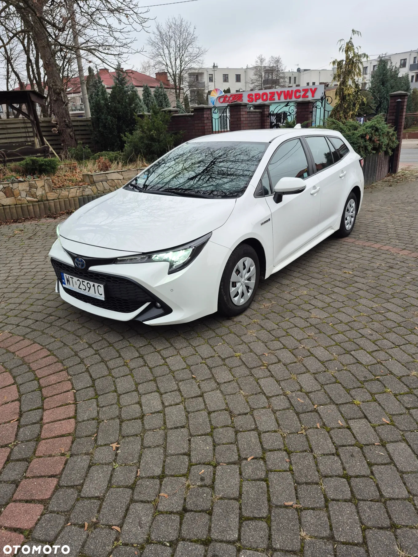 Toyota Corolla 1.8 Hybrid Comfort - 2