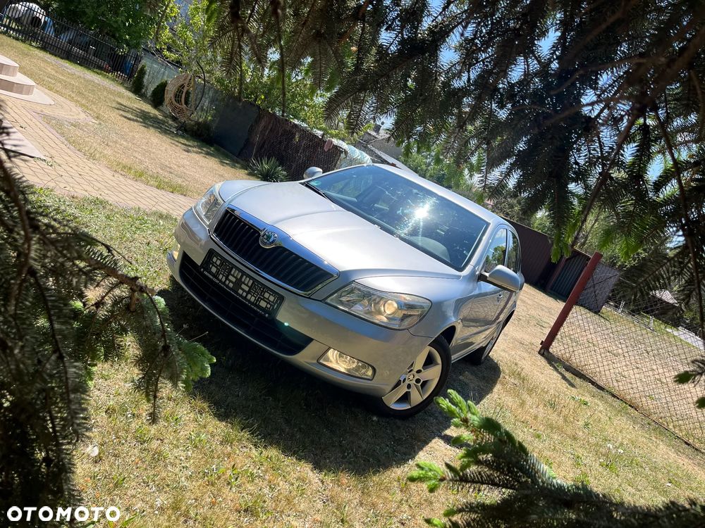 Skoda Octavia 1.6 Ambition - 1