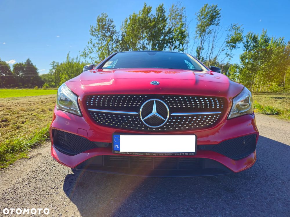 Mercedes-Benz CLA 220 4-Matic AMG Line - 8