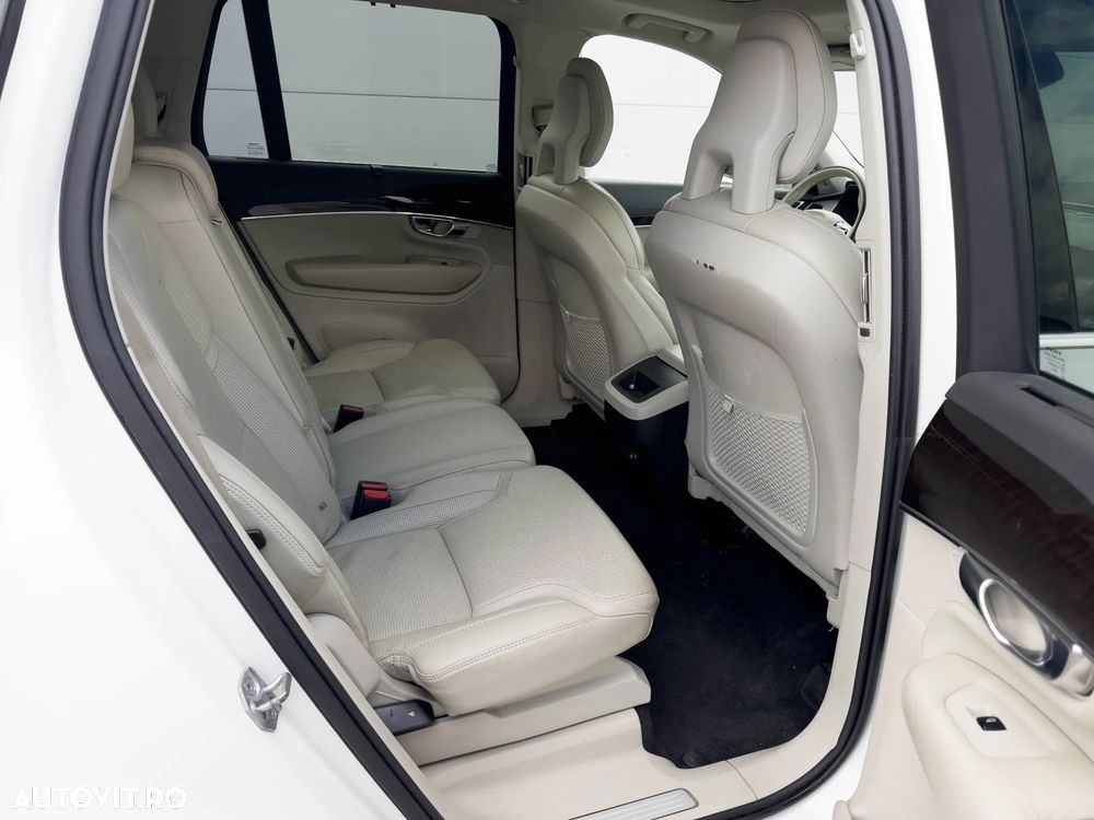 Volvo XC 90 D5 AWD Geartronic Inscription - 10