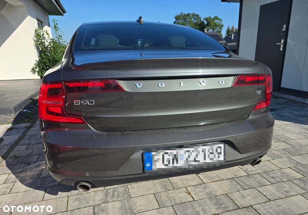 Volvo S90 T4 Momentum - 4