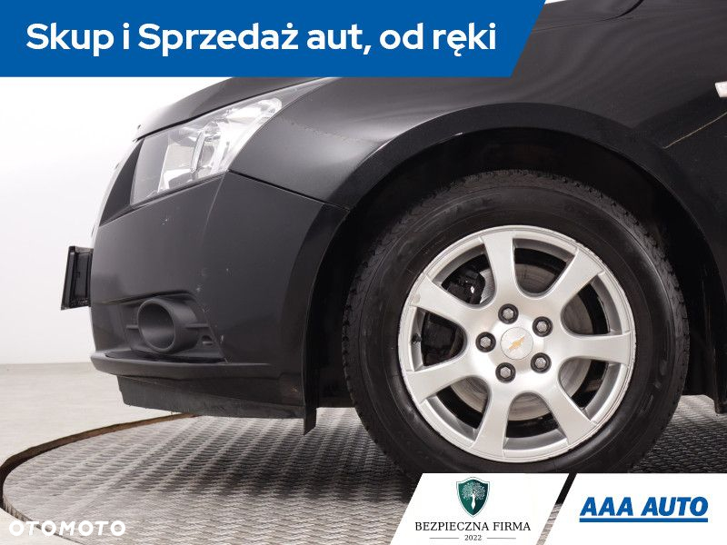 Chevrolet Cruze - 14