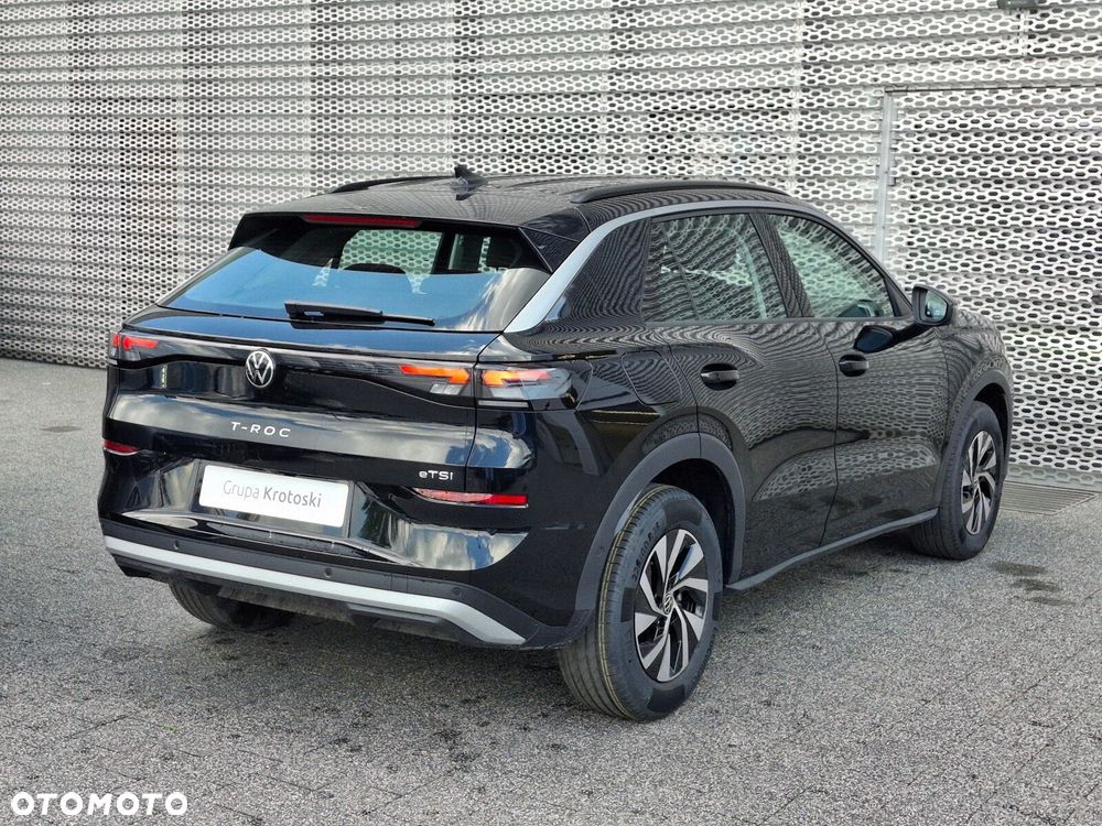 Volkswagen T-Roc - 9