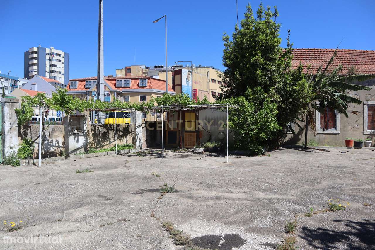 Dois lotes de terreno para construção – Cova Piedade - Almada - Grande imagem: 2/5