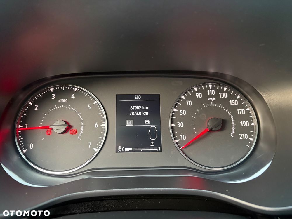 Dacia Sandero Stepway TCe 90 Expression + - 26