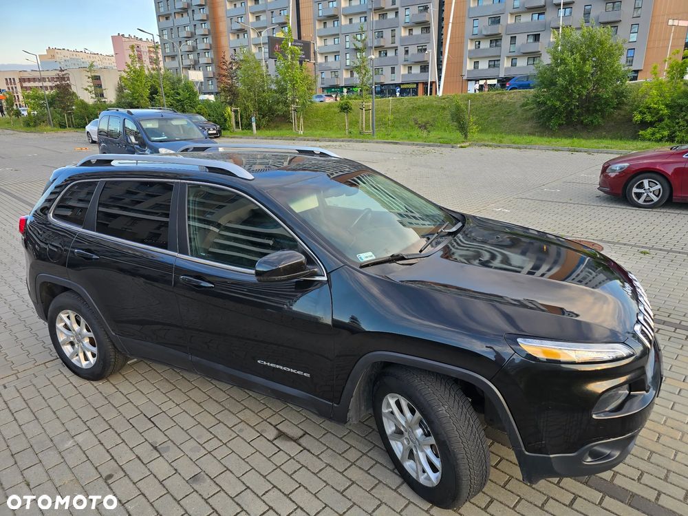 Jeep Cherokee - 14