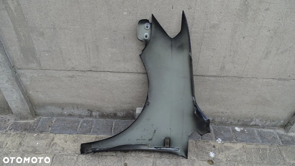 VW CADDY 2K5 15r> - błotnik przedni prawy - 7