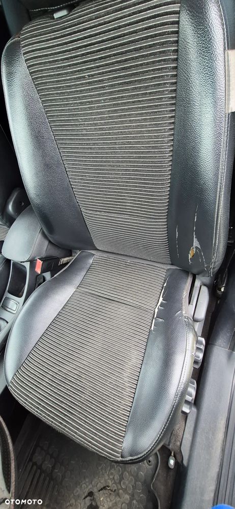 Kia Sportage 2.0 Tour 2WD - 11