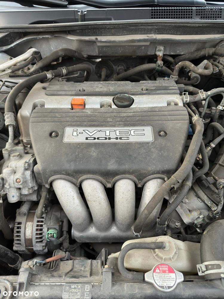 Honda Accord 2.0 Comfort - 36