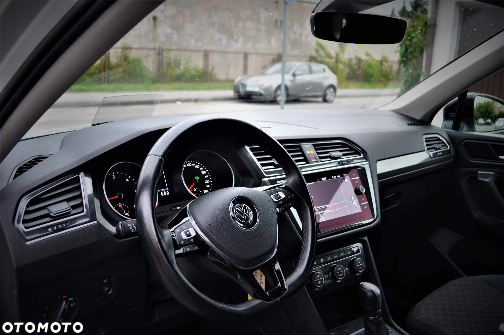 Volkswagen Tiguan Allspace 2.0 TDI SCR IQ Drive DSG - 13