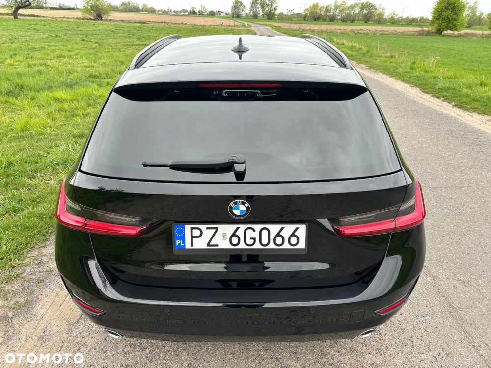 BMW Seria 3 320d xDrive Advantage - 9