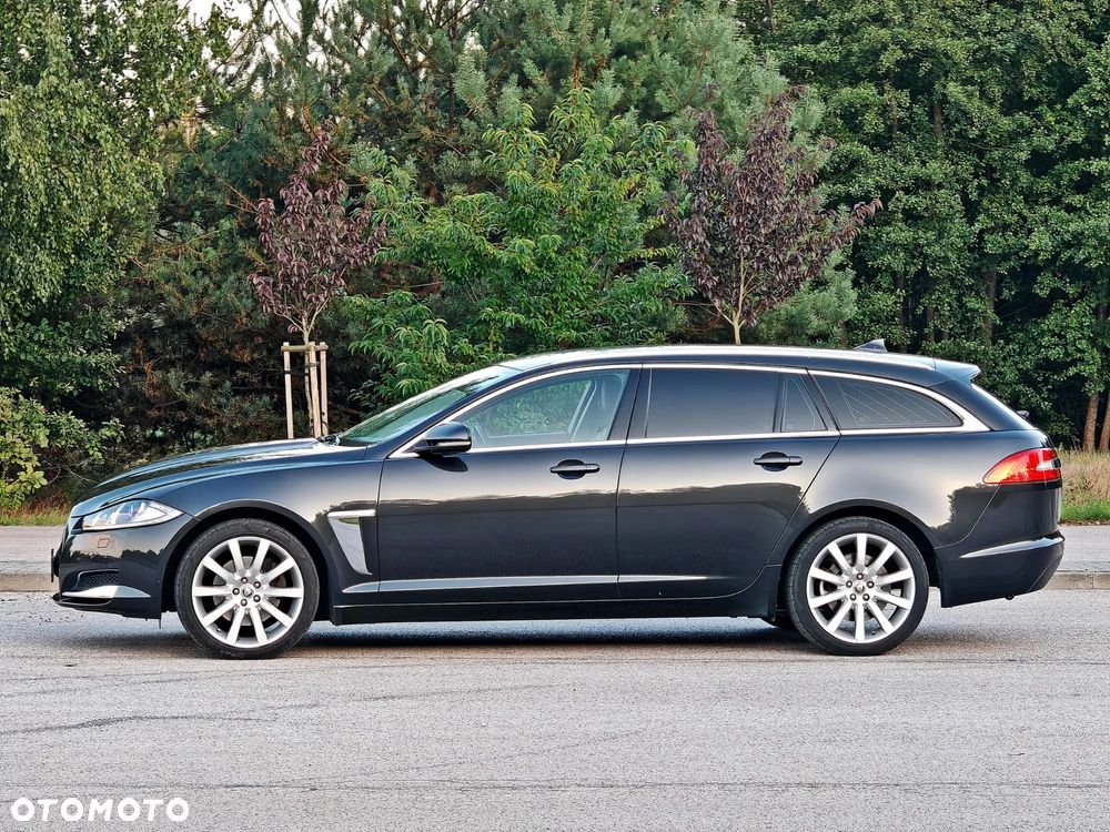 Jaguar XF 2.2 D Luxury - 6