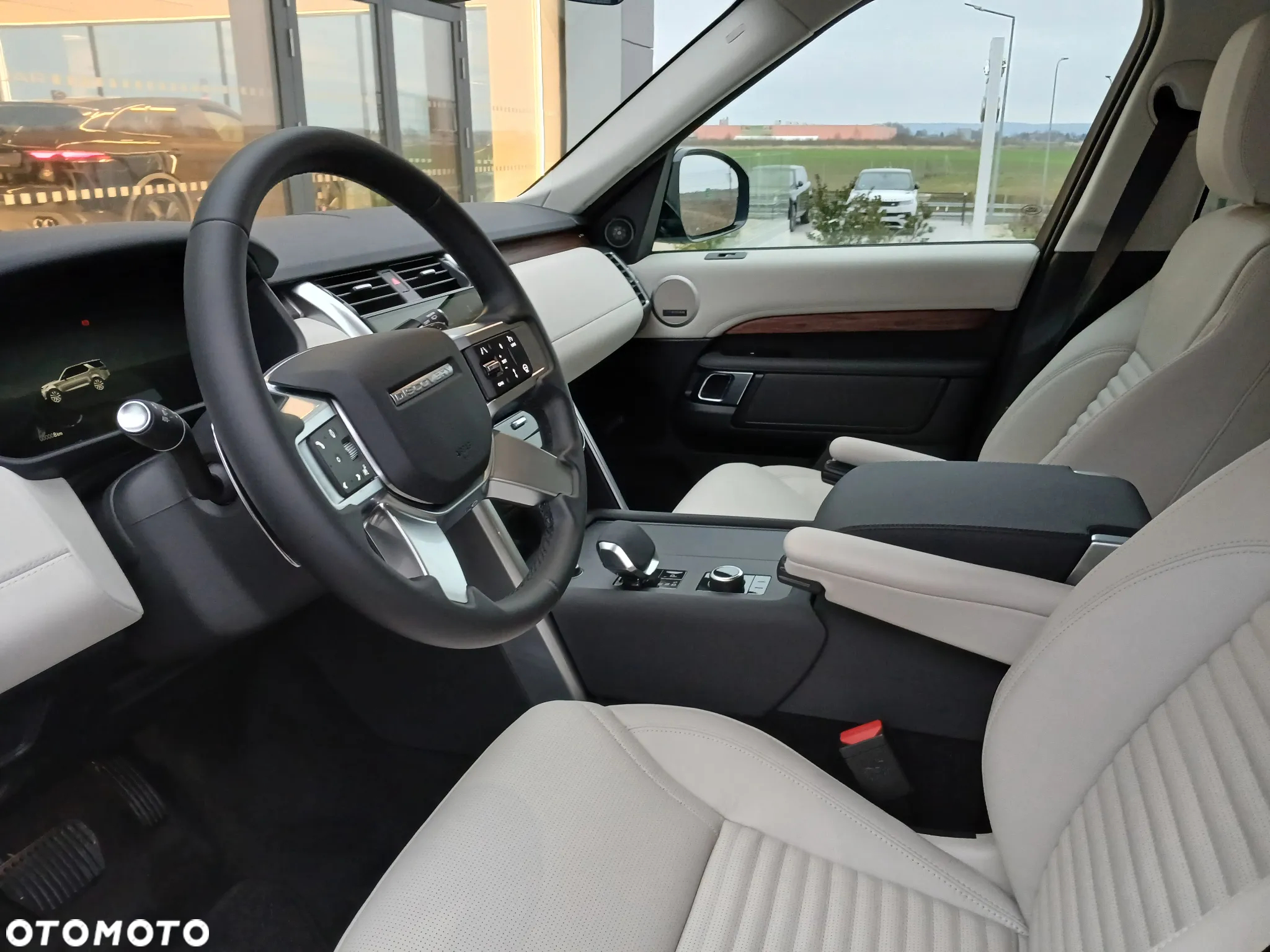 Land Rover Discovery - 7