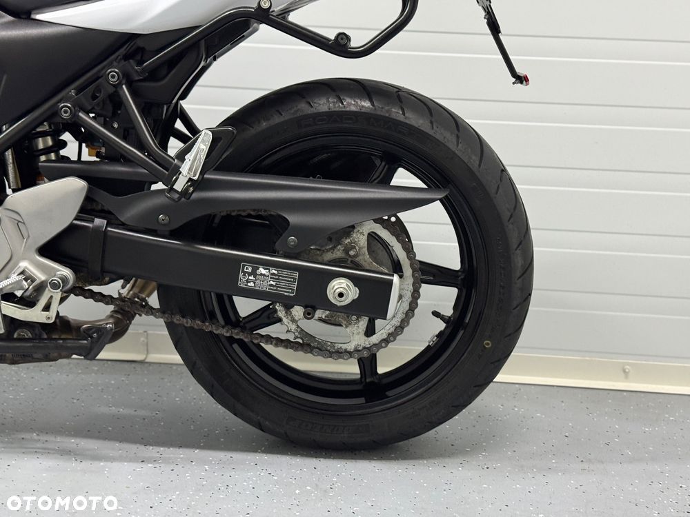 Suzuki SV - 17