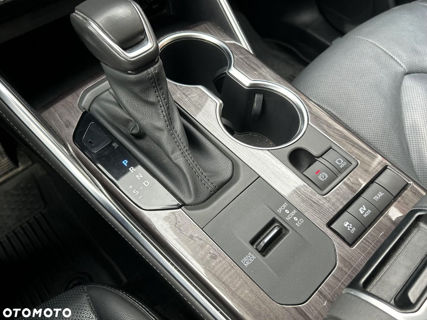 Toyota Highlander - 23