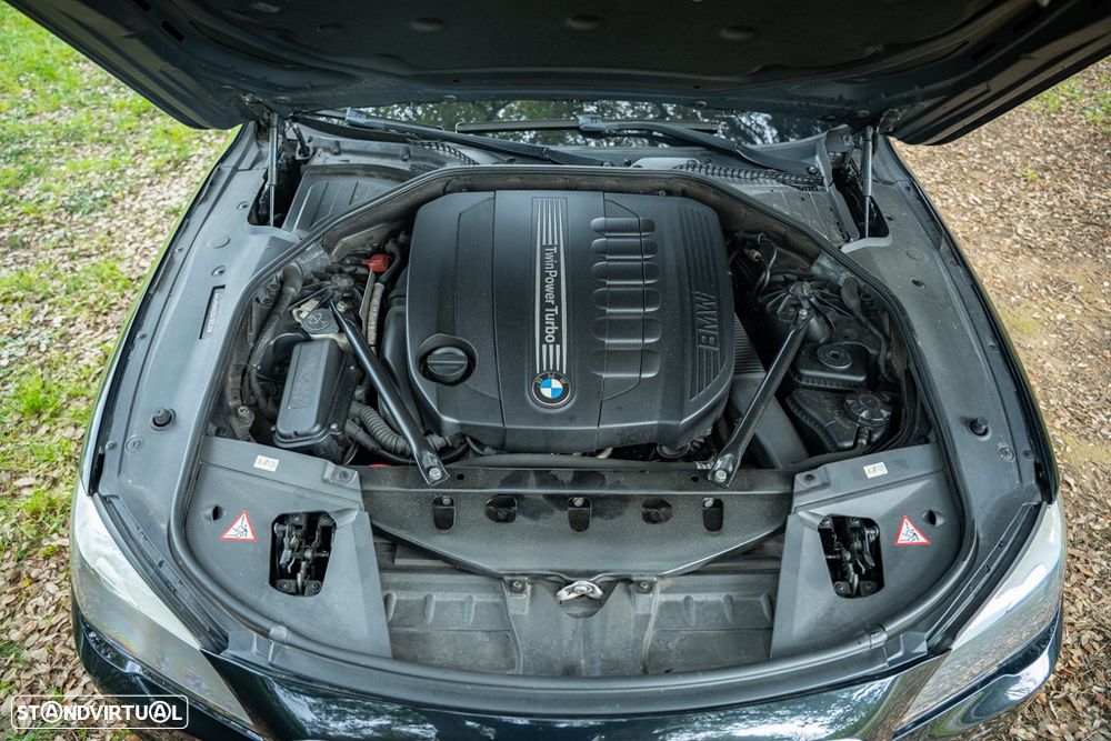 BMW 740 d Pack M - 28