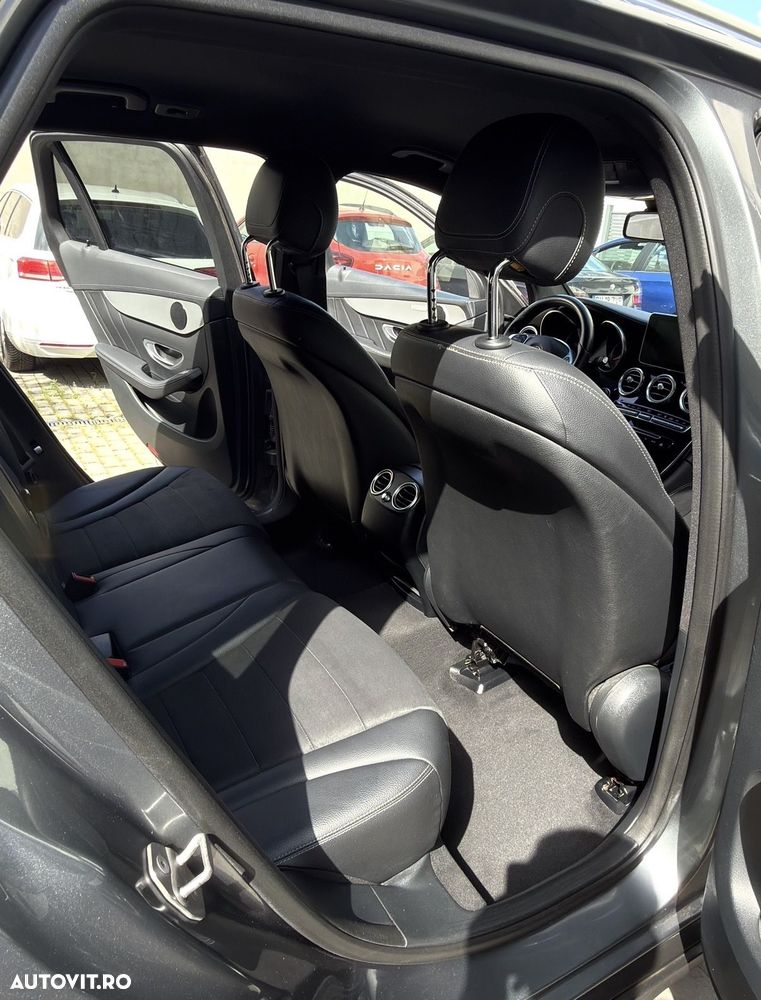 Mercedes-Benz GLC 250 d 4MATIC - 13