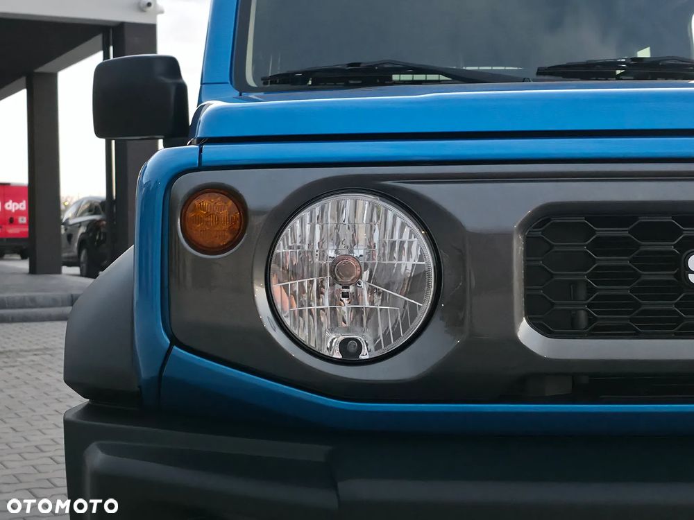Suzuki Jimny 1.5 Premium - 40