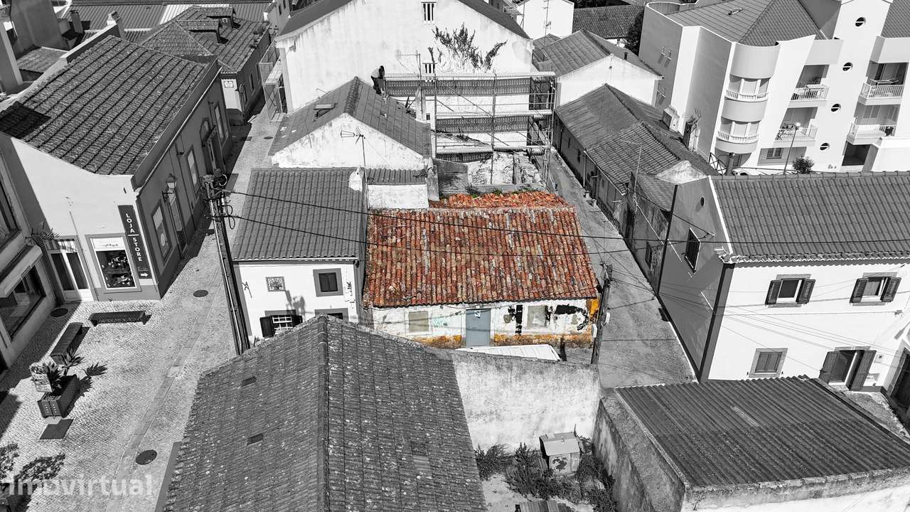 Ruína com projeto em aprovação no centro histórico de Mafra - Grande imagem: 2/20
