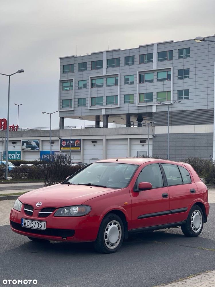 Nissan Almera - 3